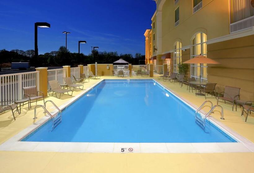 Hampton Inn Suites Scottsboro