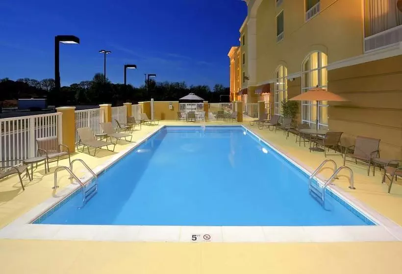 Hampton Inn Suites Scottsboro