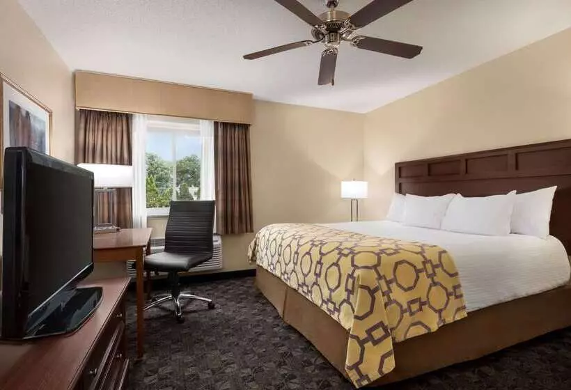 酒店 Baymont By Wyndham Mt. Pleasant