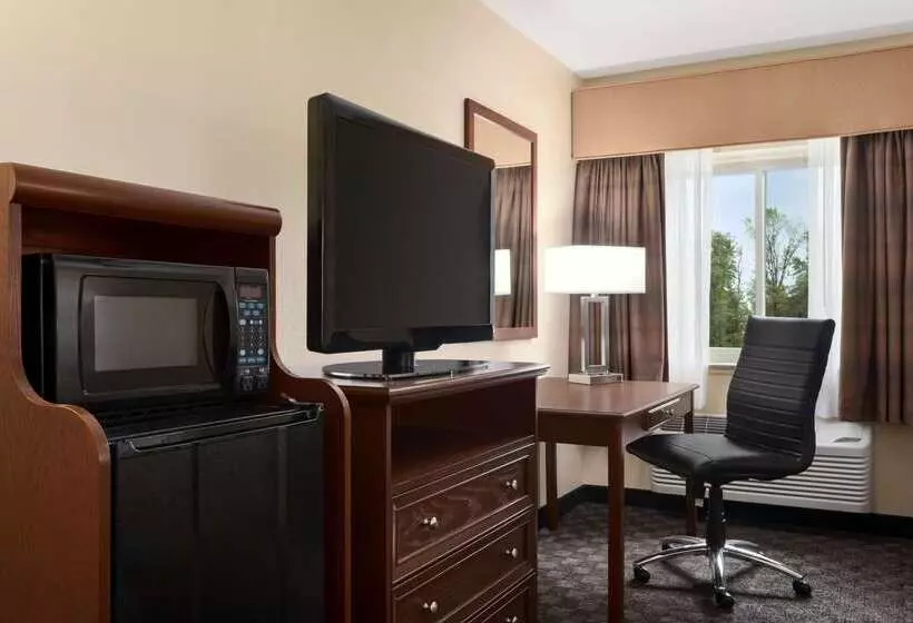 酒店 Baymont By Wyndham Mt. Pleasant