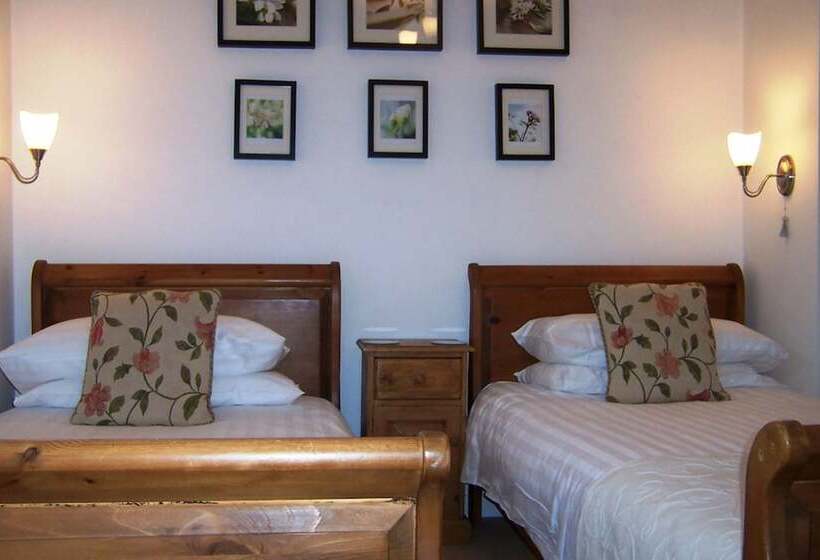 ホテル Caddon View Country Guest House