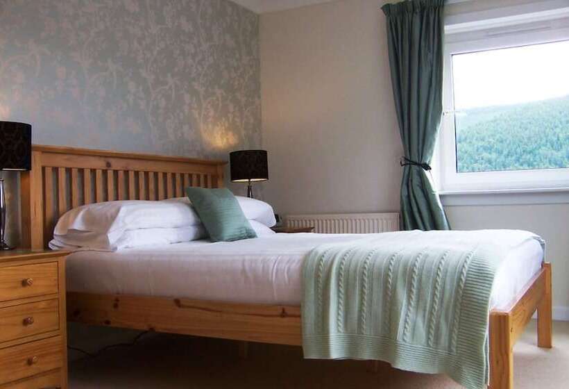 ホテル Caddon View Country Guest House