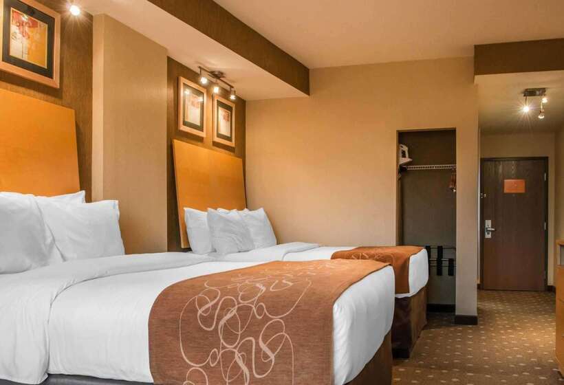 فندق Comfort Suites