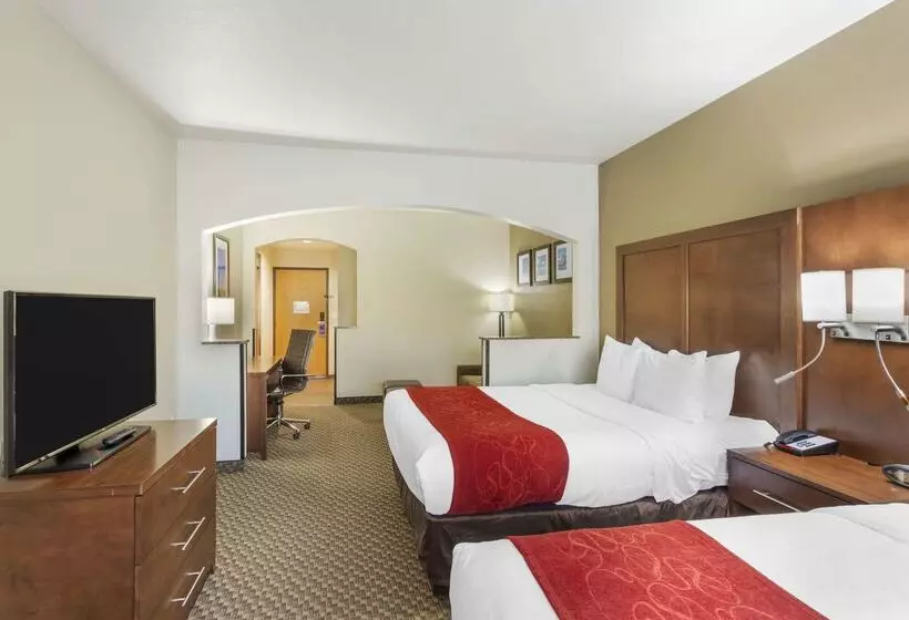 Отель Comfort Suites Ogden Conference Center