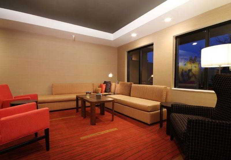 فندق Courtyard By Marriott Palmdale