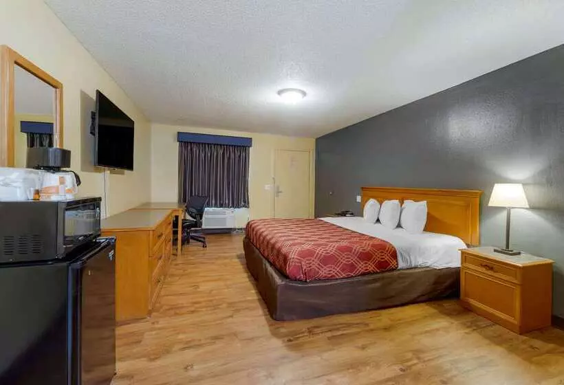 Отель Econo Lodge