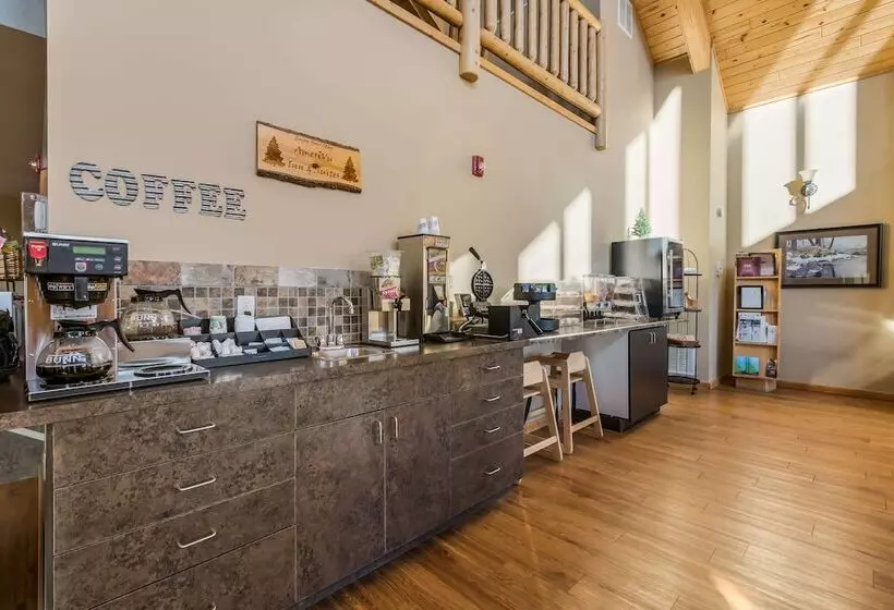 Отель Econo Lodge