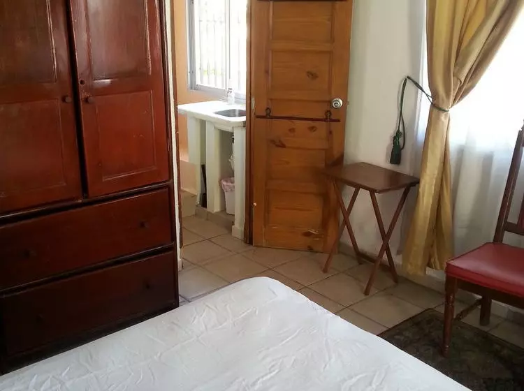 هتل Foreigners Club