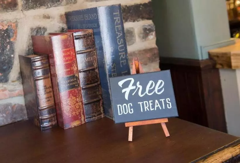 酒店 Green Dragon, Welton By Marston S Inns