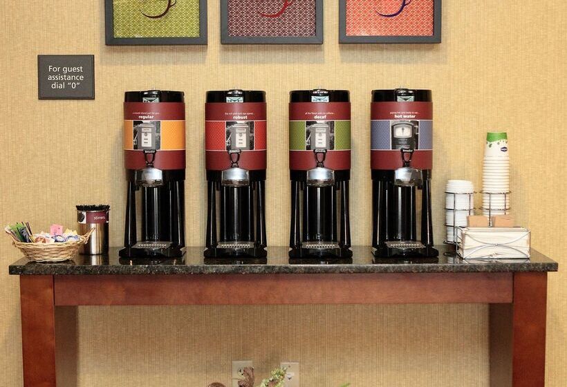 Отель Hampton Inn Milan Tn