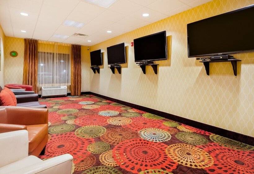 בית מלון כפרי Holiday Inn Express And Suites Missoula, An Ihg