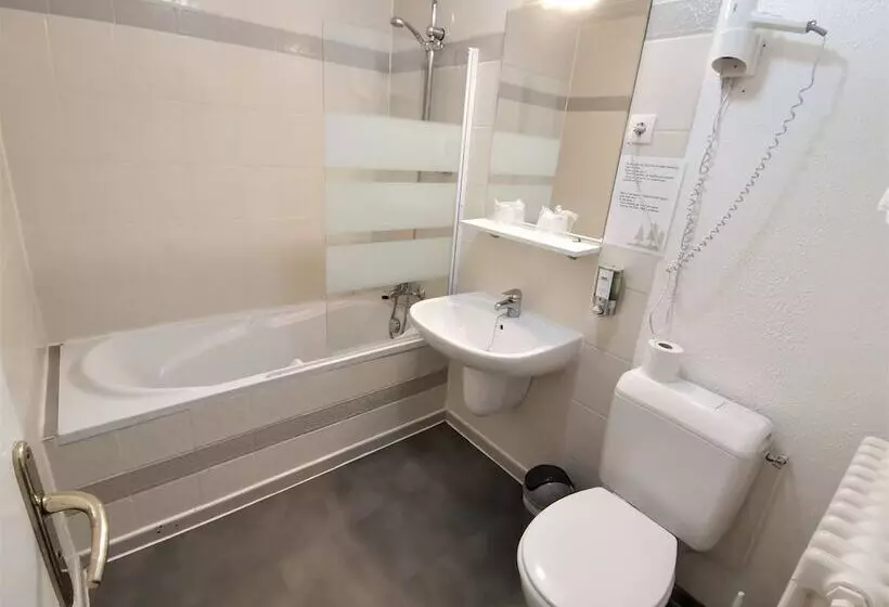 Hotelli Les Montagnards