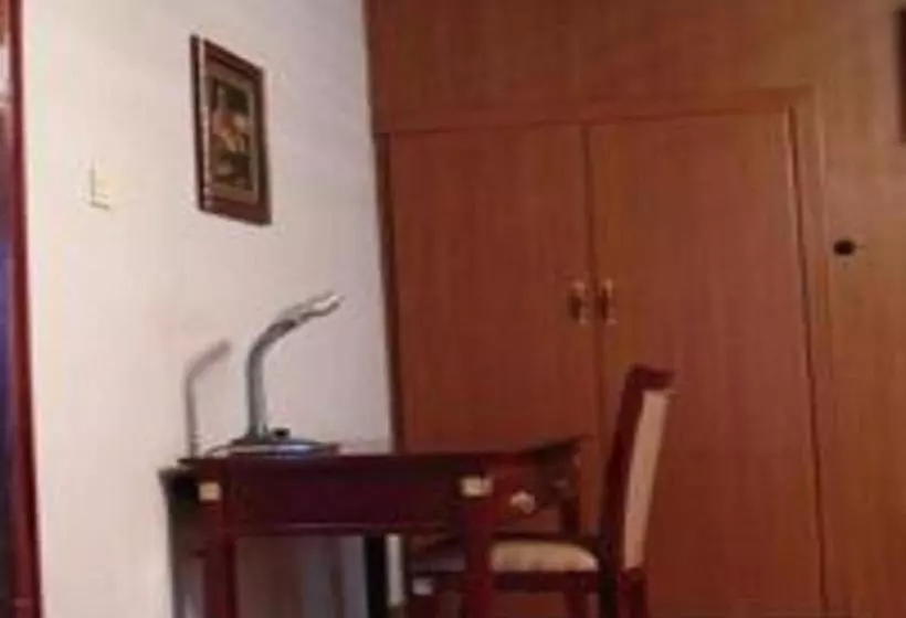 هتل Luxe Suites