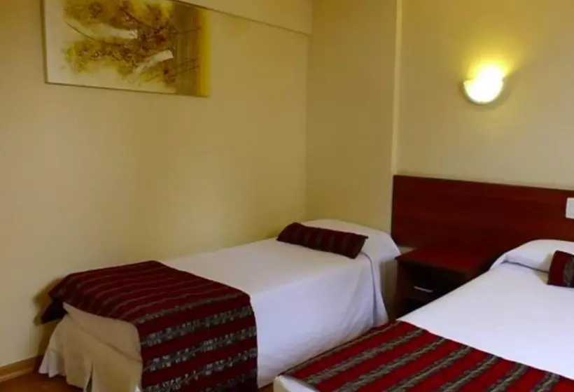 هتل Nacional Inn Curitiba Estação Shopping