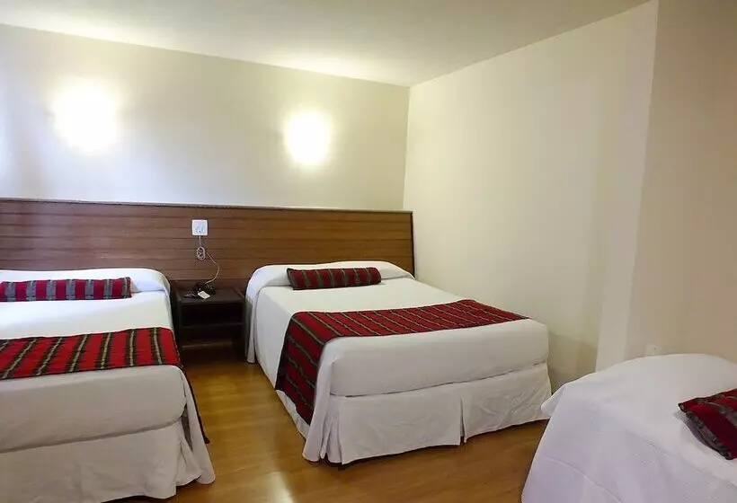 هتل Nacional Inn Curitiba Estação Shopping