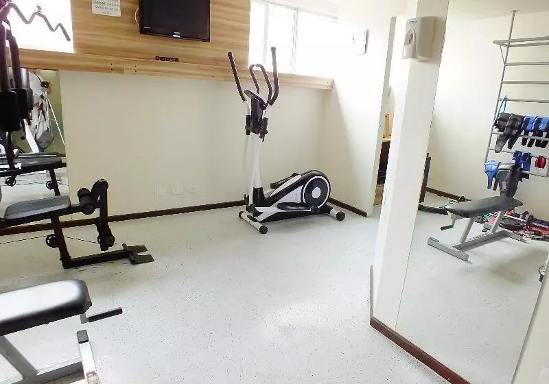 هتل Nacional Inn Curitiba Estação Shopping