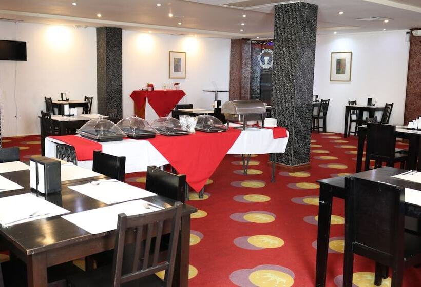 هتل Ramada By Wyndham Princess Santo Domingo