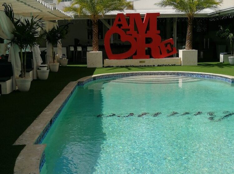 هتل Ramada By Wyndham Princess Santo Domingo