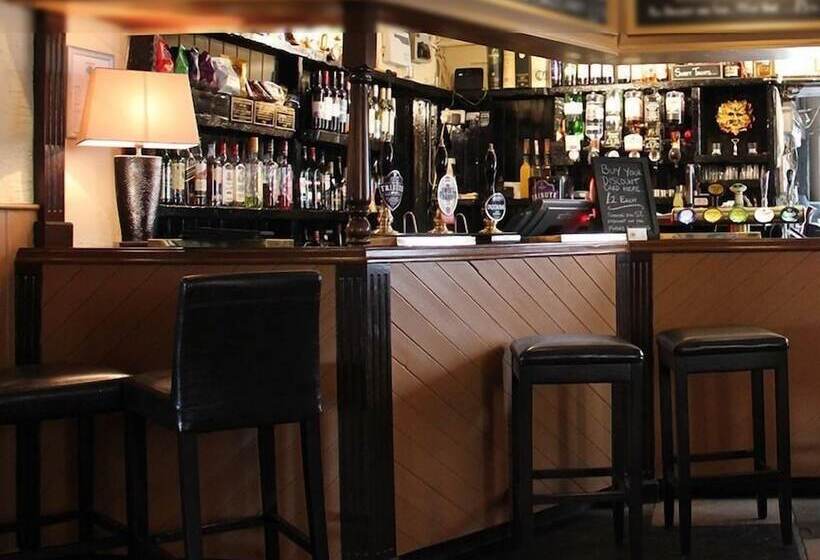 ホテル Royal Oak Inn