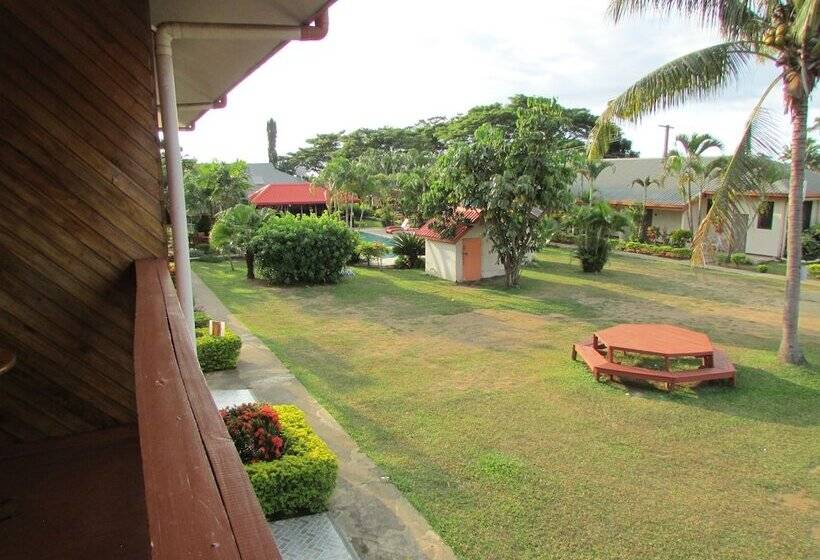 Szálloda Wailoaloa Beach Resort Fiji