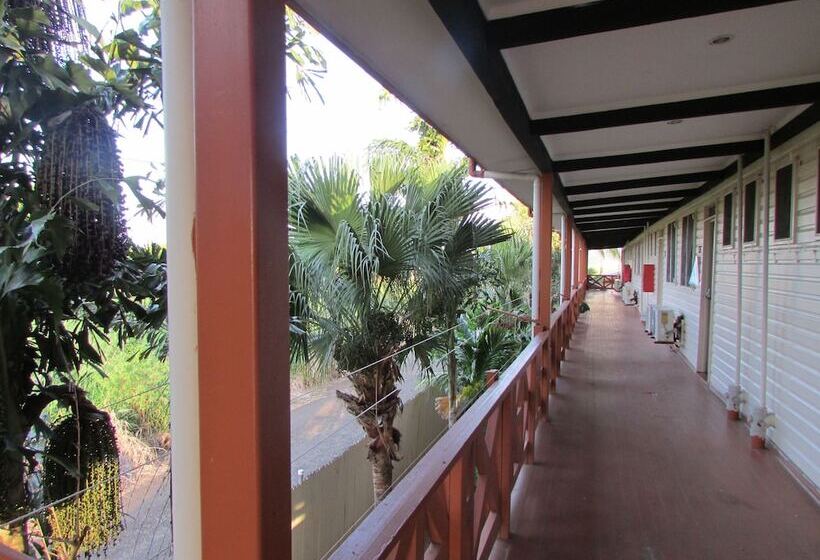 Szálloda Wailoaloa Beach Resort Fiji