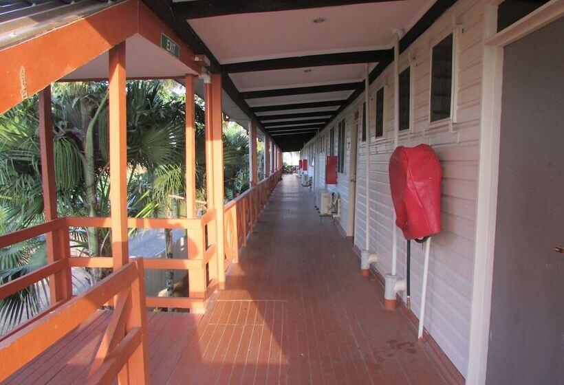 Szálloda Wailoaloa Beach Resort Fiji