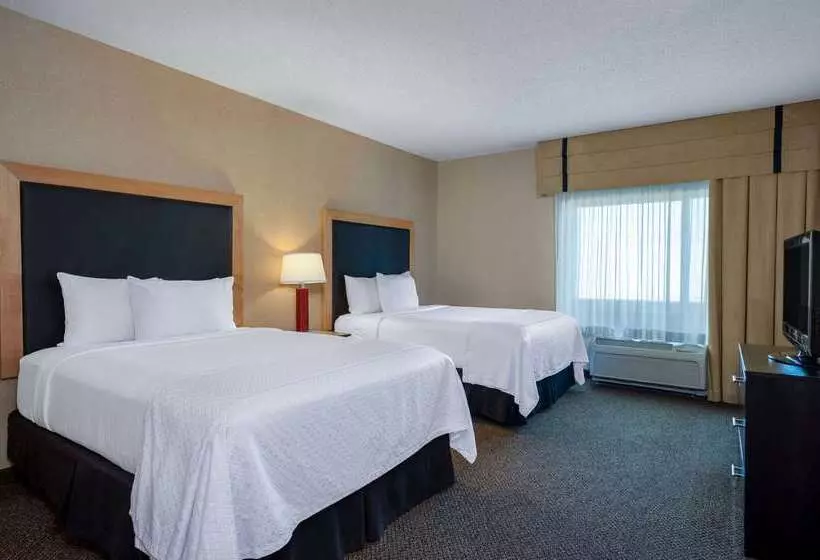 Отель Wyndham Noblesville