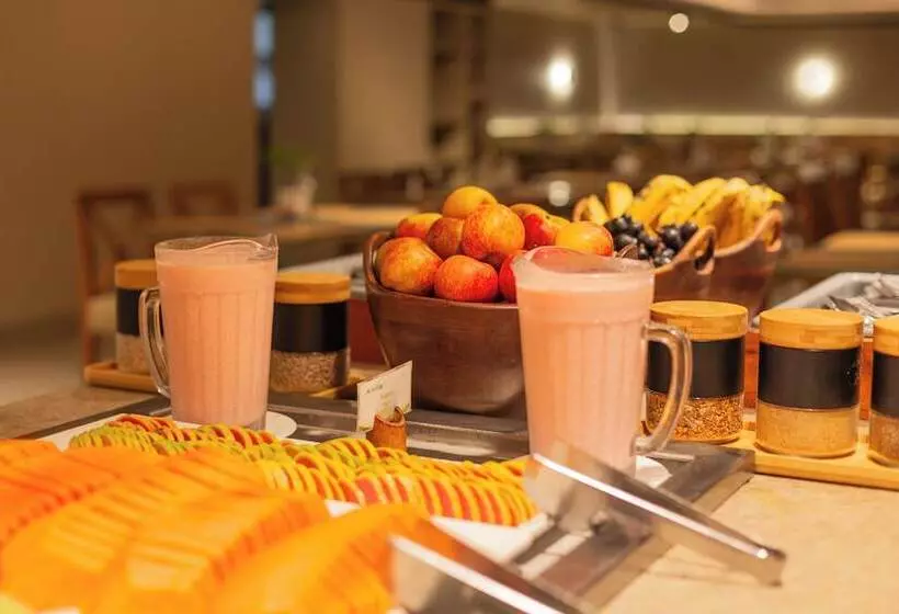 Ritz Suites Grand Hotel Boutique