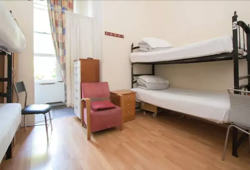 Central Hotel   Hostel