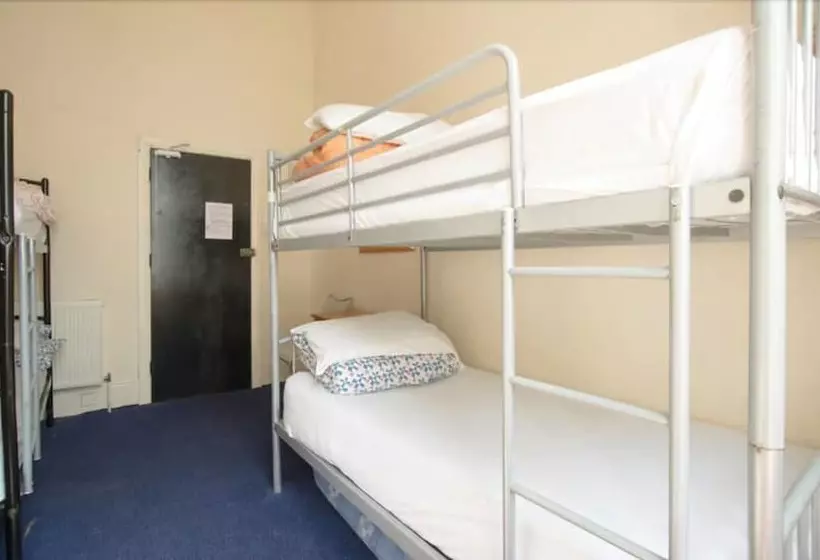 Central Hotel   Hostel