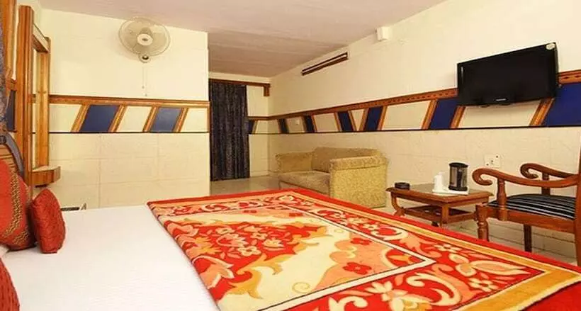 Hotel Anoop