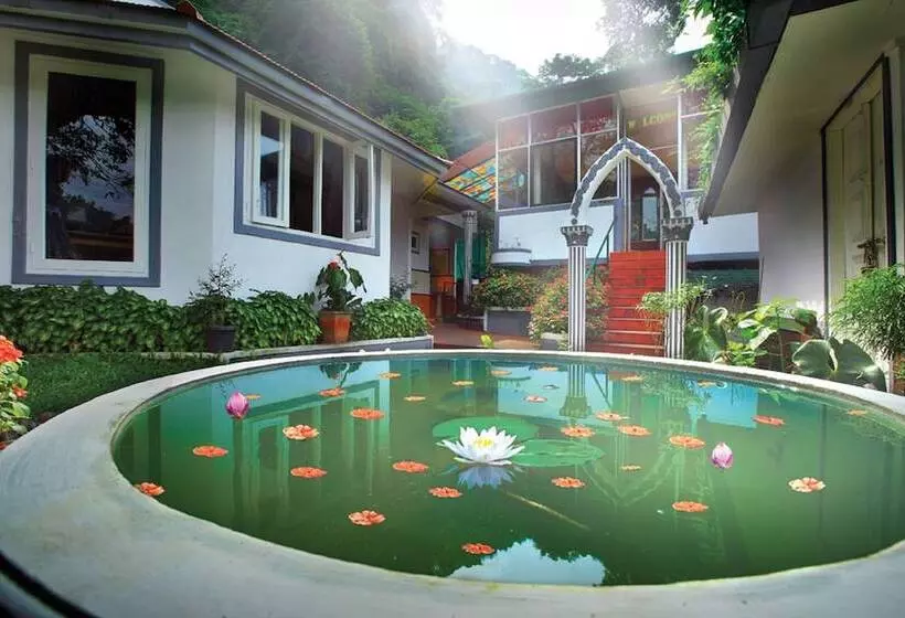 Отель Bella Vista Resort