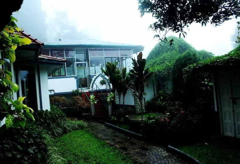 Отель Bella Vista Resort