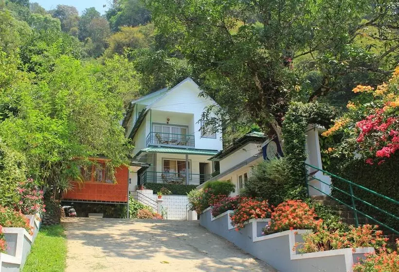 Отель Bella Vista Resort