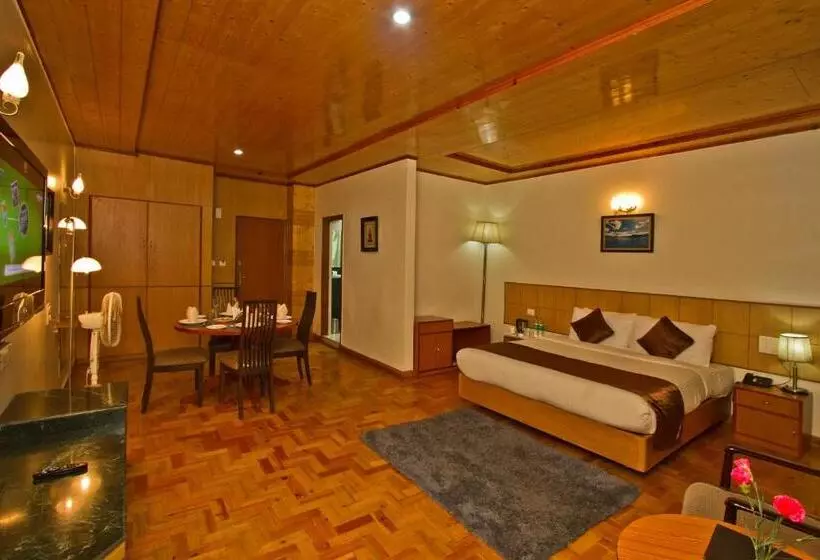 호텔 Broadways Inn