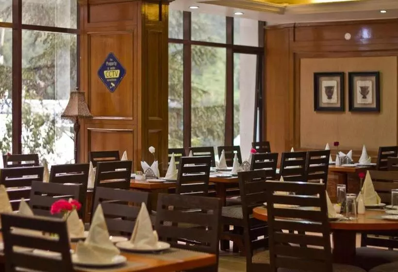 호텔 Broadways Inn