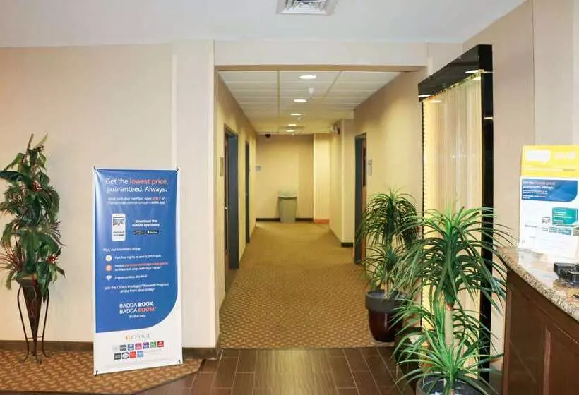 호텔 Comfort Inn & Suites Sikeston I55