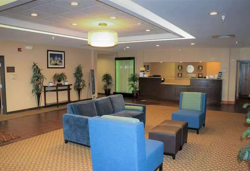 호텔 Comfort Inn & Suites Sikeston I55