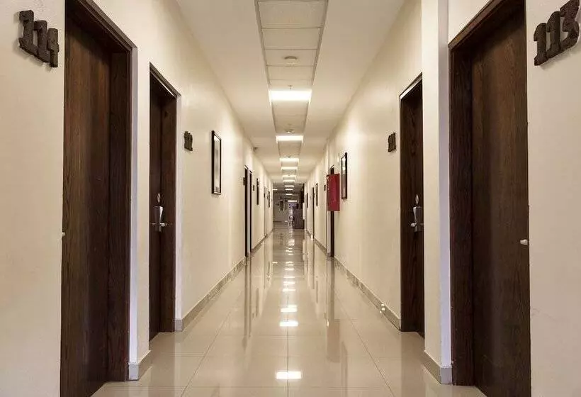 Hotel Conquistador Inn By Us Consulate