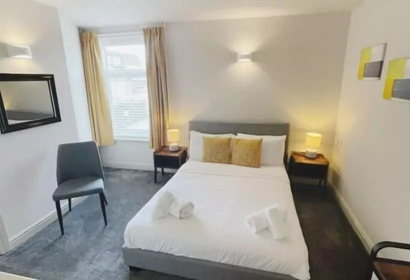 酒店 The Croppers Arms