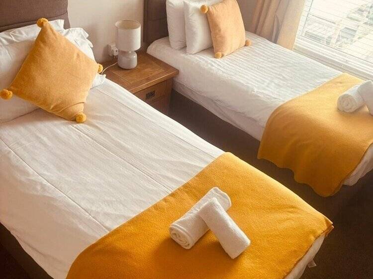 فندق The Croppers Arms