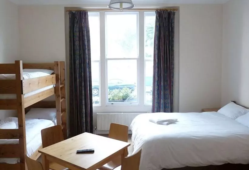 فندق Earls Court Studios