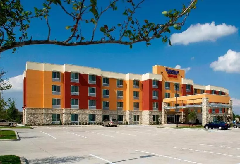 Otel Fairfield Inn & Suites By Marriott Dallas Plano The Colony