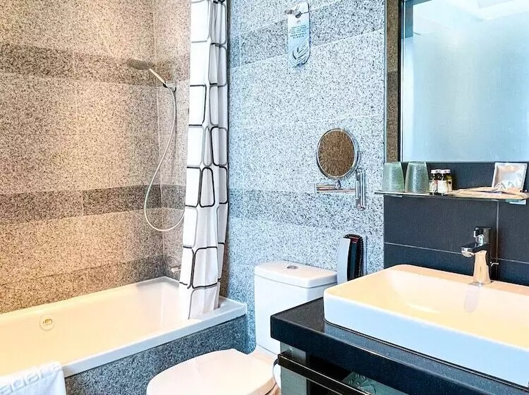 هتل Madera Hong Kong