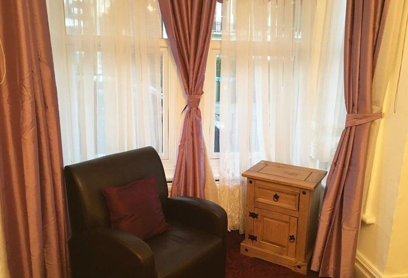 هتل Mayview Guest House