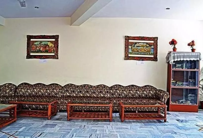 هتل Tourist Rest House