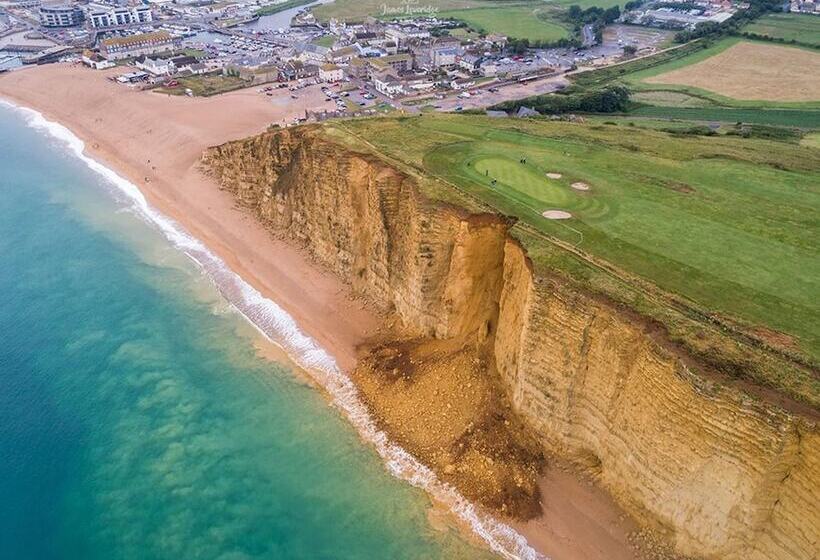 Bed and Breakfast Cosy Snug Room With Shower Ensuite Private Balcony With Countryside Views And A Real Open Fireplace