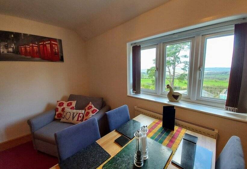 Bed and Breakfast Cosy Snug Room With Shower Ensuite Private Balcony With Countryside Views And A Real Open Fireplace