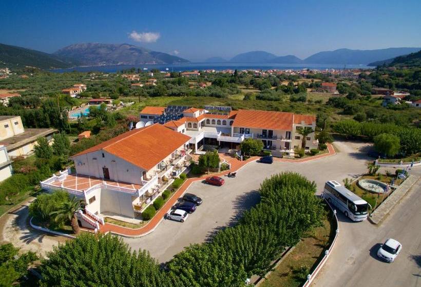 בית מלון כפרי Pericles