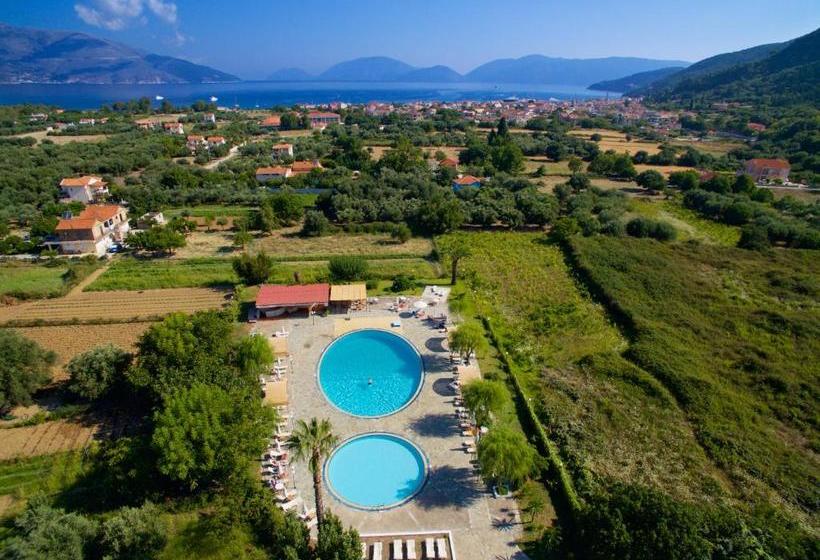 בית מלון כפרי Pericles